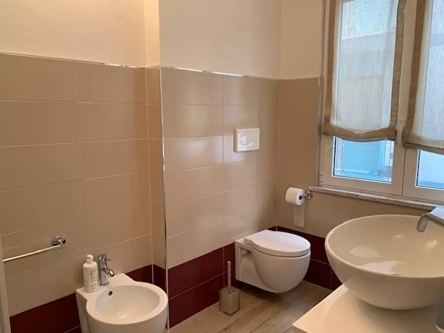 Immagine 9 di Trilocale in vendita  in Via Roma a Alassio