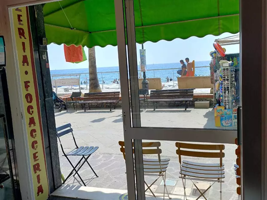 Immagine 5 di Pizzeria / Pub in vendita  in Via Roma 35 a Alassio