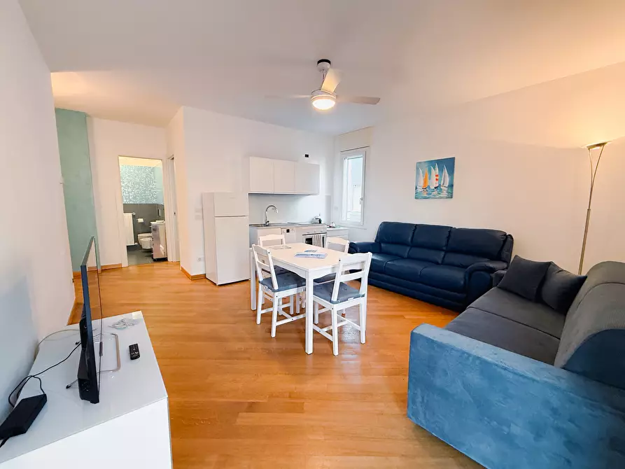 Immagine 17 di Bilocale in affitto  in Via Roma 40 a Alassio