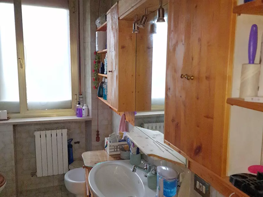 Immagine 22 di Pentalocale in vendita  in Località Gosparini a Tuoro Sul Trasimeno