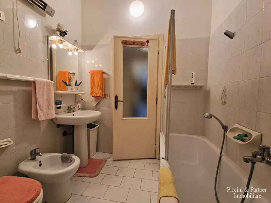 Immagine 27 di Porzione di casa in vendita  in Via del Porto a Tuoro Sul Trasimeno