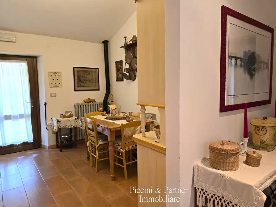 Immagine 53 di Rustico / casale in vendita  in Strada Ponte Resina - Monte Acutello 1 a Perugia