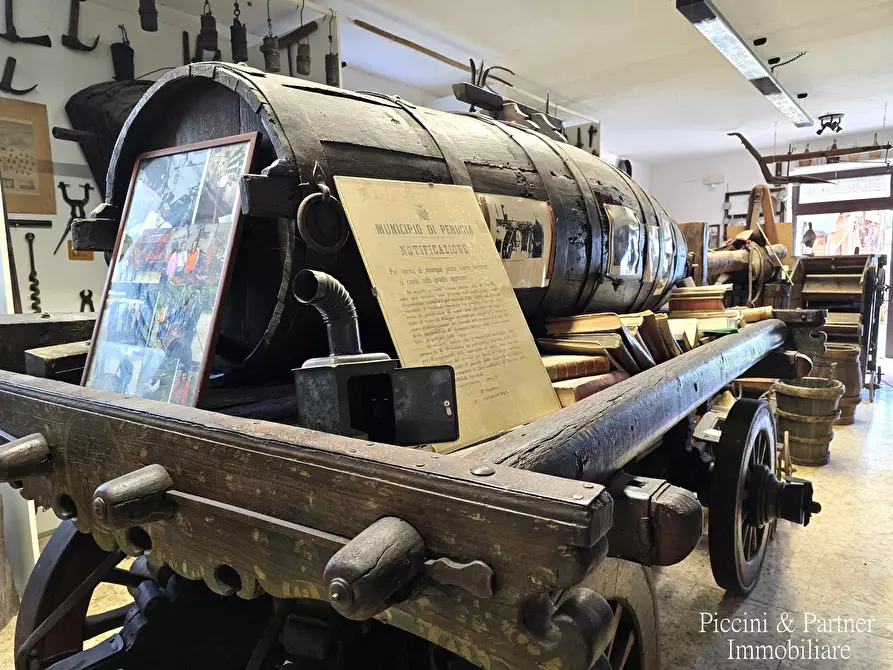 Immagine 92 di Rustico / casale in vendita  in SR 444 Pian della Pieve a Assisi