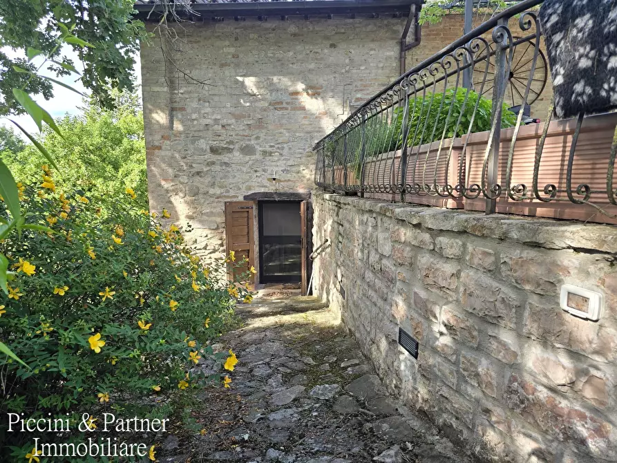 Immagine 76 di Rustico / casale in vendita  in Strada Ponte Resina - Monte Acutello 1 a Perugia
