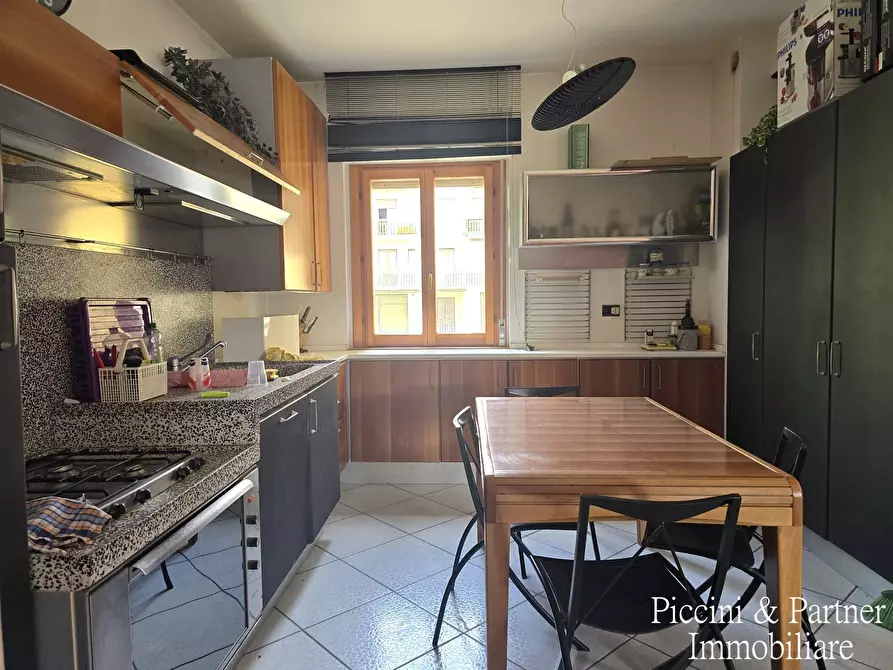 Immagine 10 di Pentalocale in vendita  in Via Maria Montessori a Tuoro Sul Trasimeno