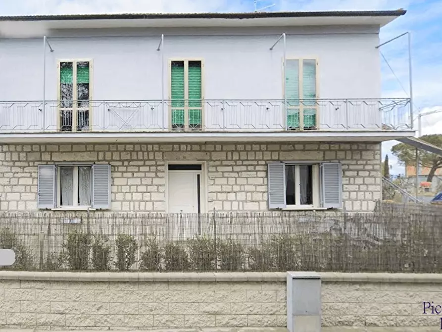 Immagine 9 di Pentalocale in vendita  in Via Umbria 49 a Montepulciano