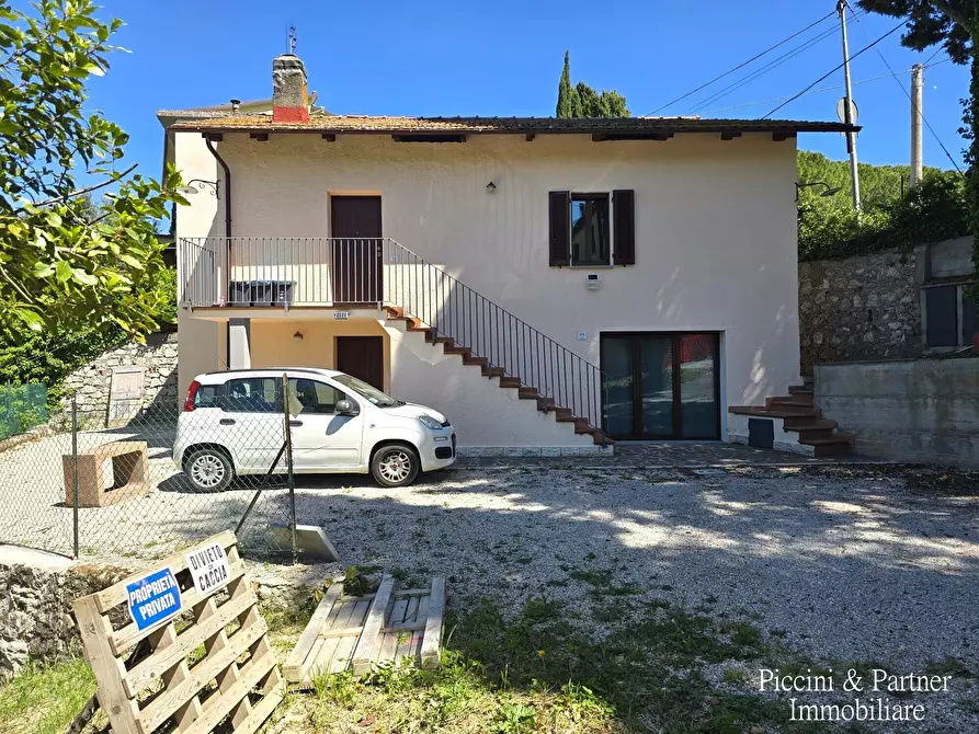Immagine 2 di Trilocale in affitto  in Via San Girolamo 178 a Perugia