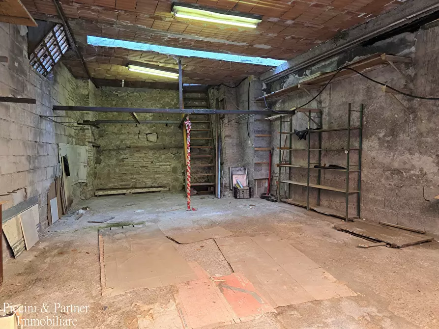 Immagine 61 di Pentalocale in vendita  in Via San Giovanni del Fosso 14 a Perugia