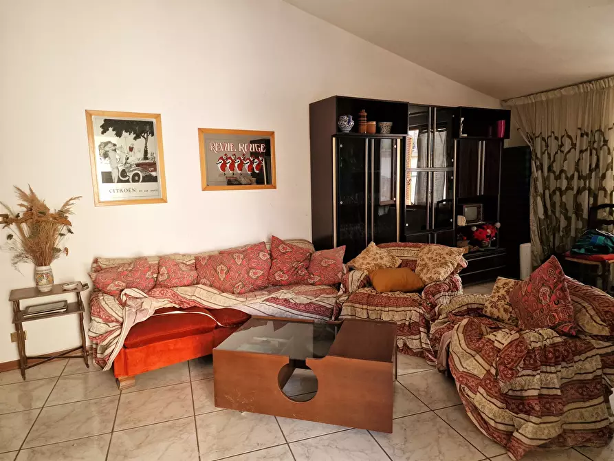 Immagine 34 di Terratetto in vendita  in Via Torino a Marsciano