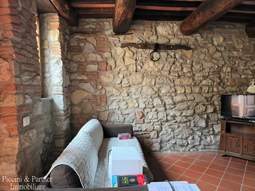 Immagine 9 di Porzione di casa in vendita  in Località Poggetto a Castiglione Del Lago