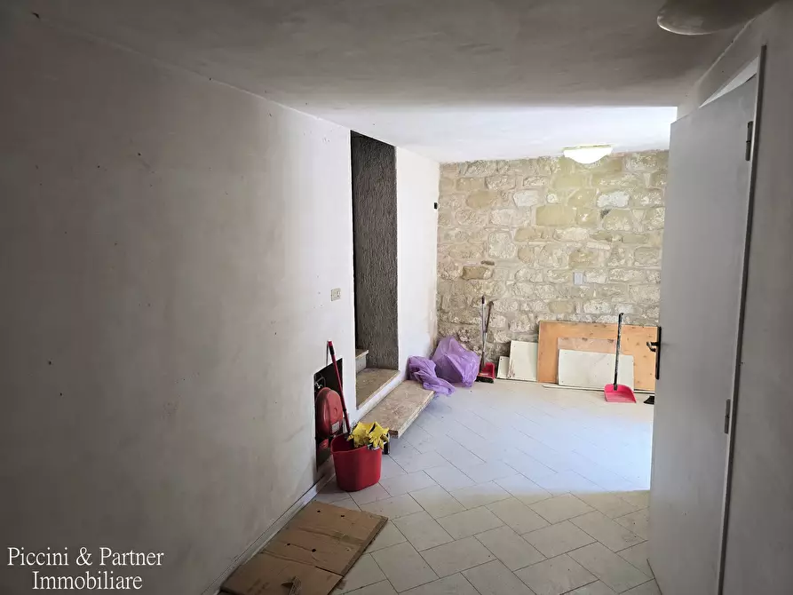 Immagine 21 di Pentalocale in vendita  in Via San Giovanni del Fosso 14 a Perugia