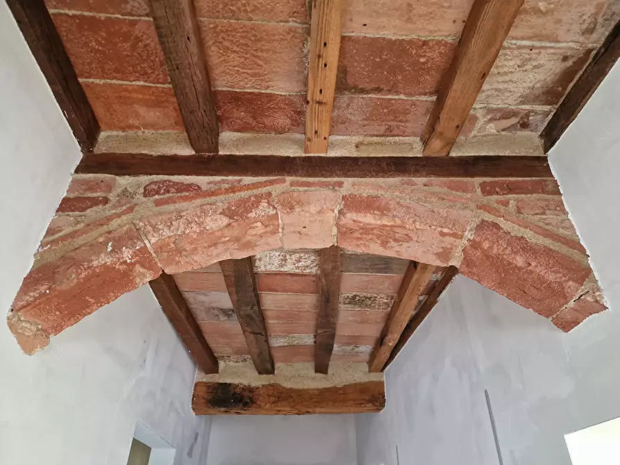 Immagine 15 di Trilocale in vendita  in Via Camillo Benso Conte di Cavour 73 a Torrita Di Siena