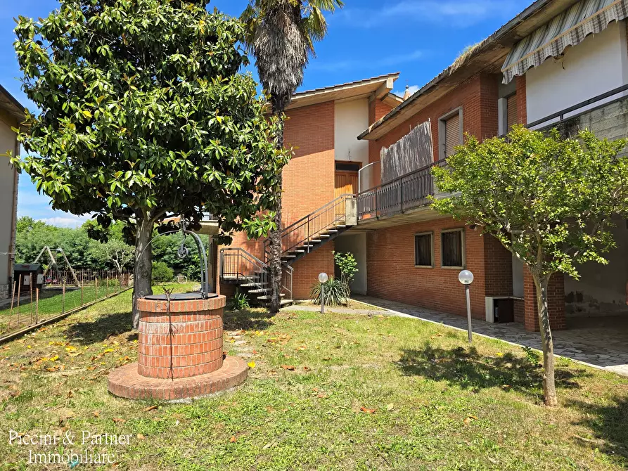 Immagine 47 di Casa bifamiliare in vendita  in Via Como a Montepulciano