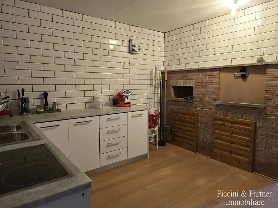 Immagine 60 di Villa in vendita  in Località Bertoni a Castiglione Del Lago