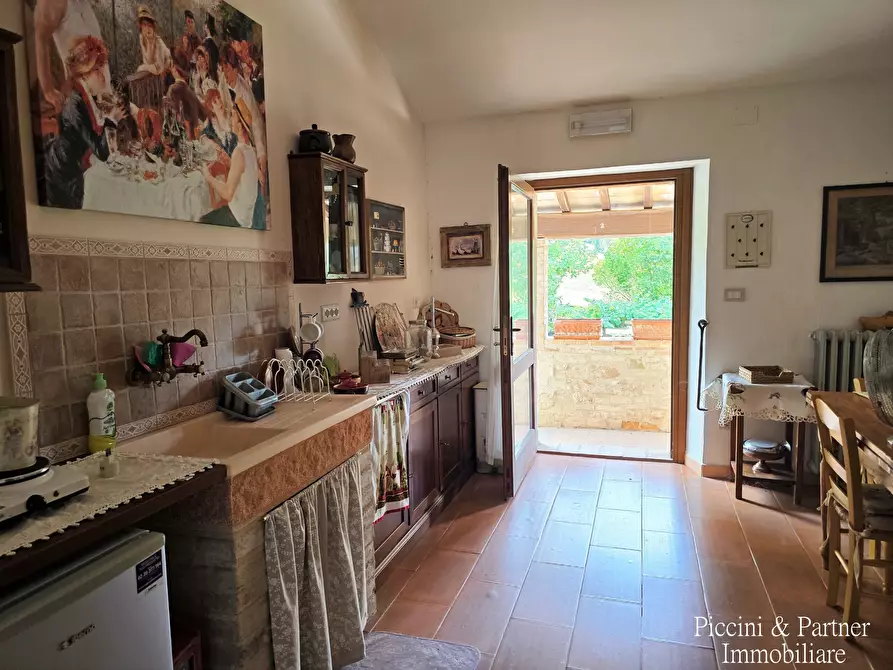 Immagine 75 di Rustico / casale in vendita  in Strada Ponte Resina - Monte Acutello 1 a Perugia