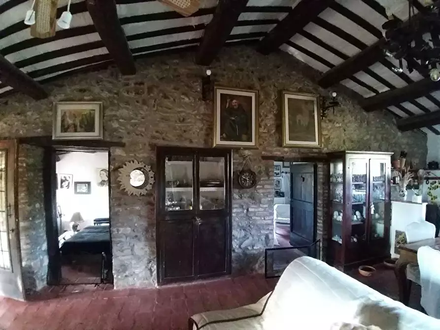 Immagine 8 di Rustico / casale in vendita  in Vocabolo Coccimignolo 37 a Marsciano
