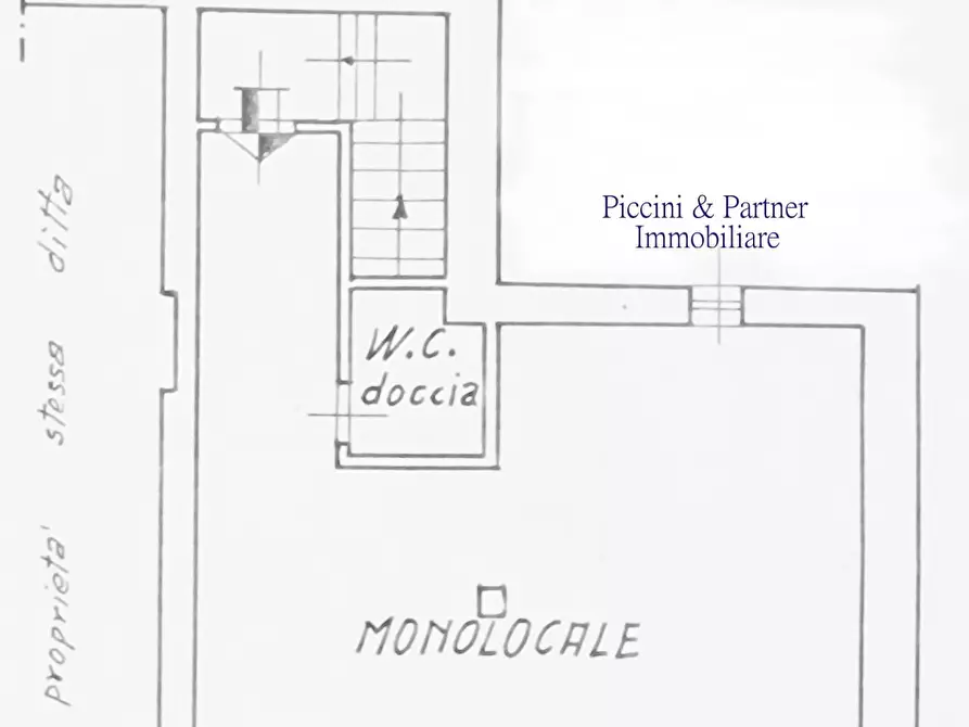 Immagine 26 di Loft/Open space in vendita  in Via Cenaioli a Magione