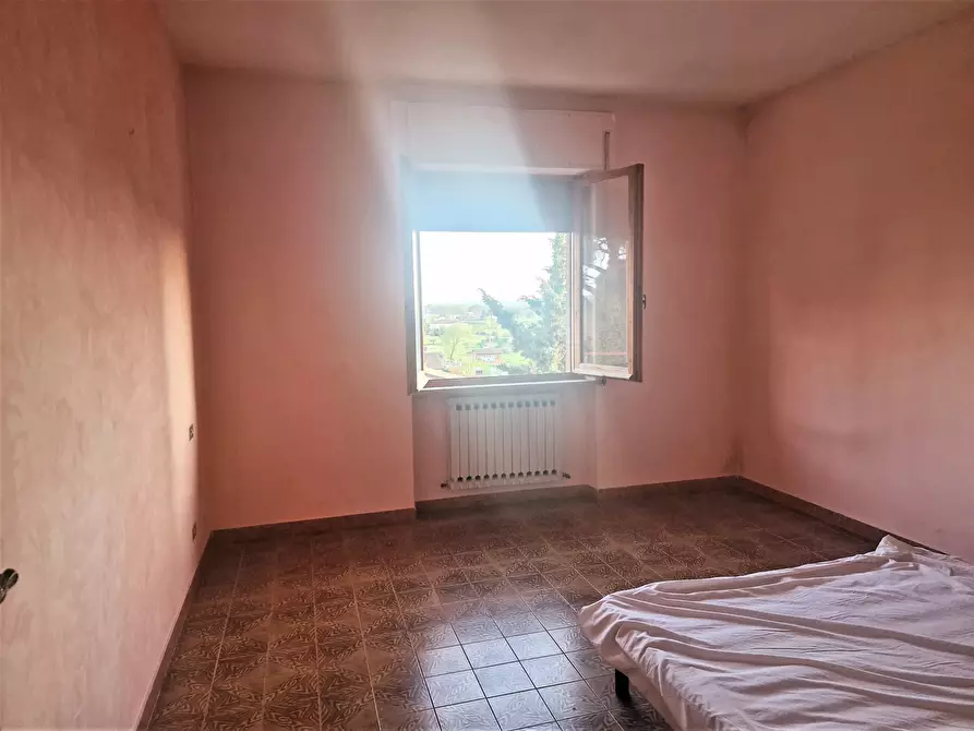 Immagine 23 di Pentalocale in vendita  in Via Console Flaminio a Tuoro Sul Trasimeno