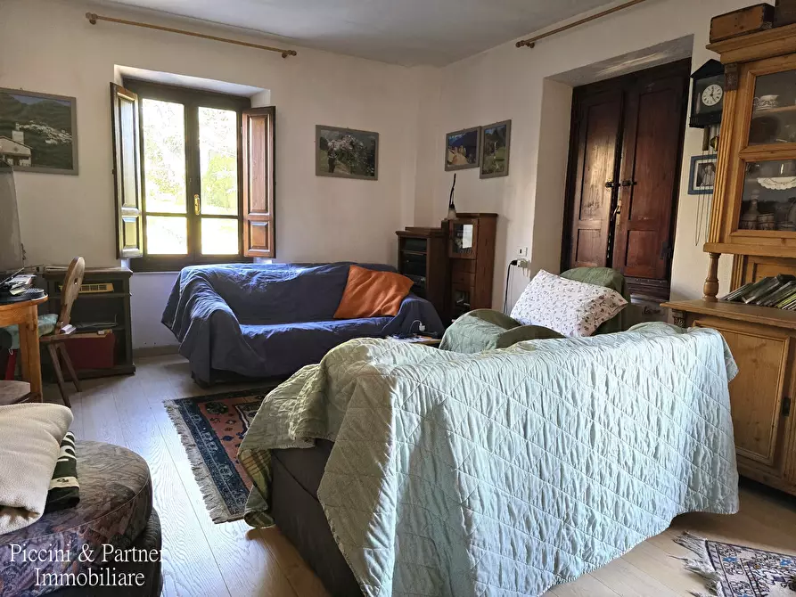 Immagine 38 di Rustico / casale in vendita  in Località Riccio 70A a Cortona