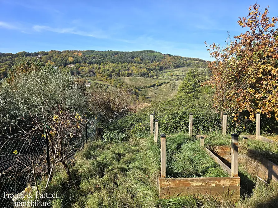 Immagine 45 di Villa in vendita  in Strada Monte Bagnolo Valbiancara a Perugia