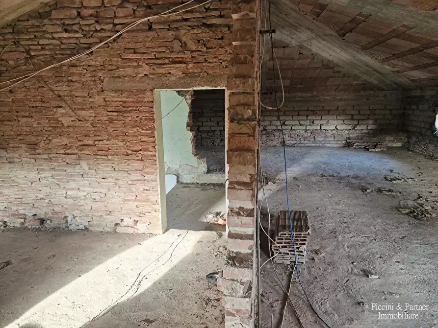 Immagine 40 di Pentalocale in vendita  in Via dei Partigiani 57 a Castiglione Del Lago