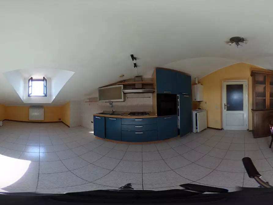 Immagine 22 di Trilocale in vendita  in Piazza Balilla 11 a Castiglione Del Lago