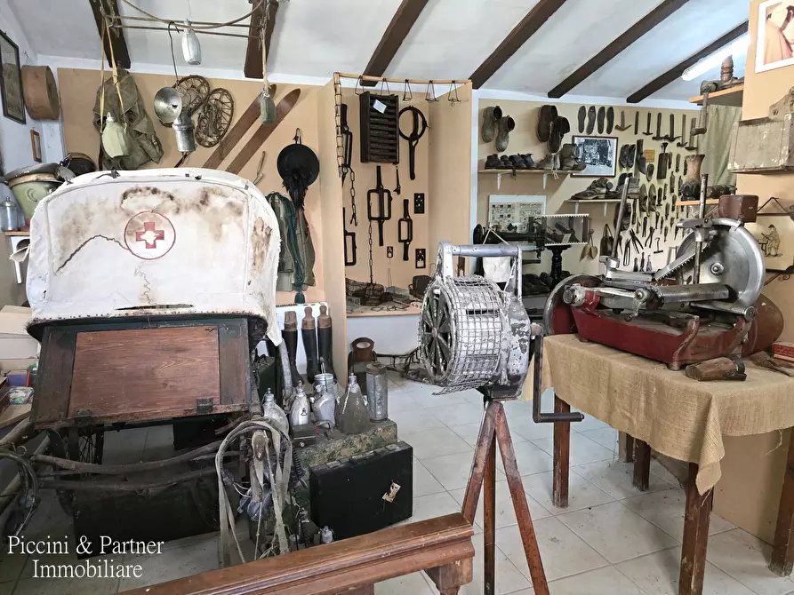 Immagine 100 di Rustico / casale in vendita  in SR 444 Pian della Pieve a Assisi