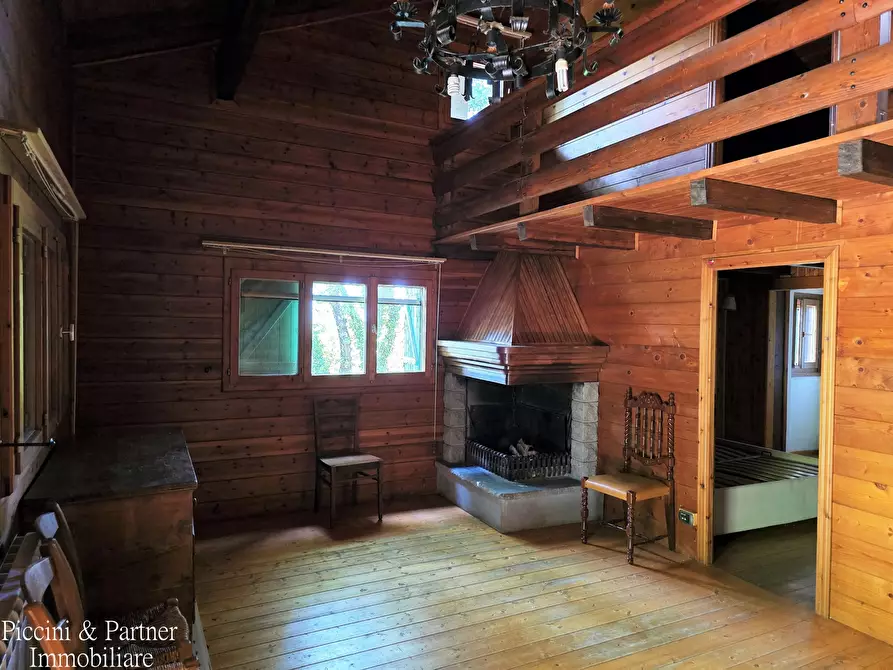 Immagine 46 di Baita in vendita  in Via dei Cespugli 10 a Passignano Sul Trasimeno