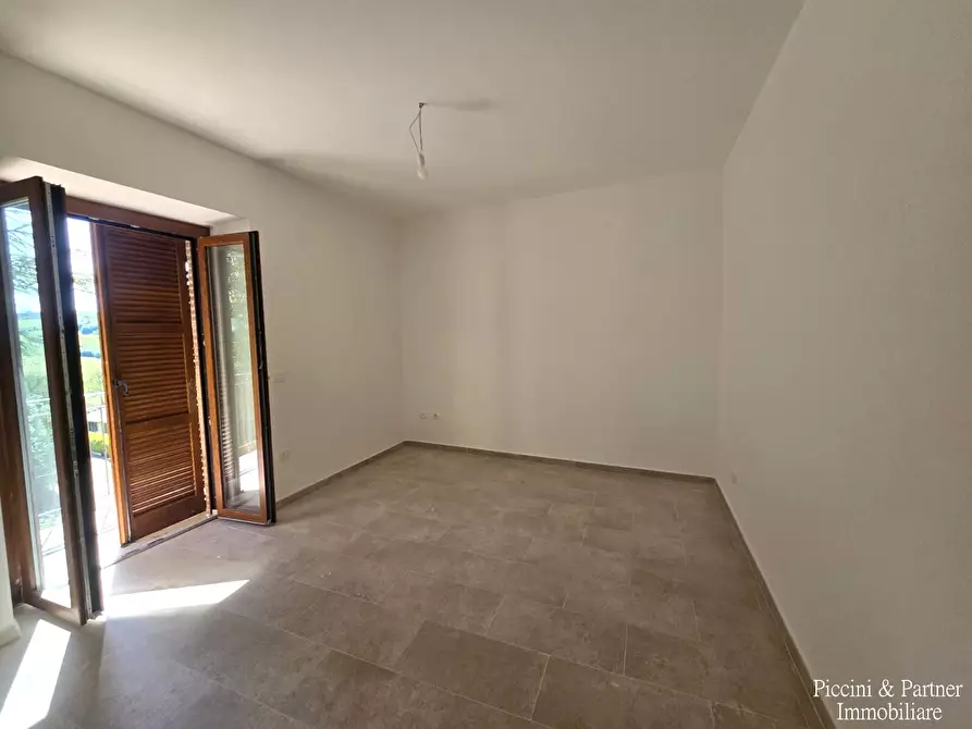Immagine 15 di Rustico / casale in vendita  a Assisi