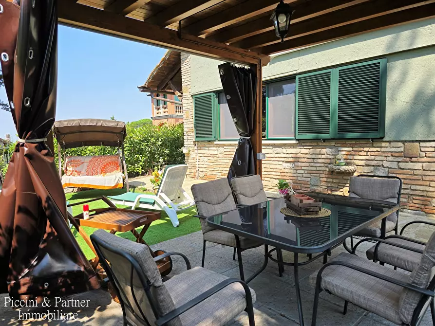 Immagine 73 di Villa in vendita  in Via IV Novembre 15 a Passignano Sul Trasimeno