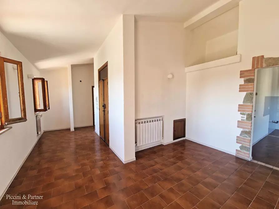 Immagine 20 di Pentalocale in vendita  in Via della Martinella 9A a Passignano Sul Trasimeno