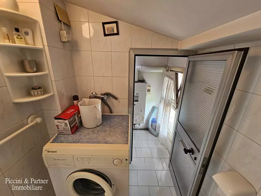 Immagine 30 di Appartamento in vendita  in Via della Sapienza a Magione