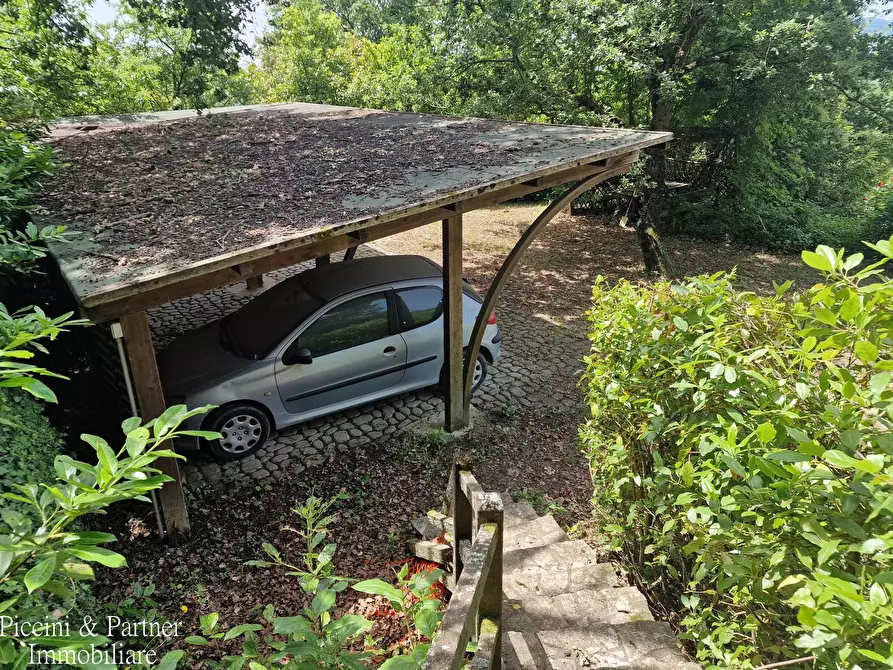 Immagine 81 di Baita in vendita  in Via dei Cespugli 10 a Passignano Sul Trasimeno