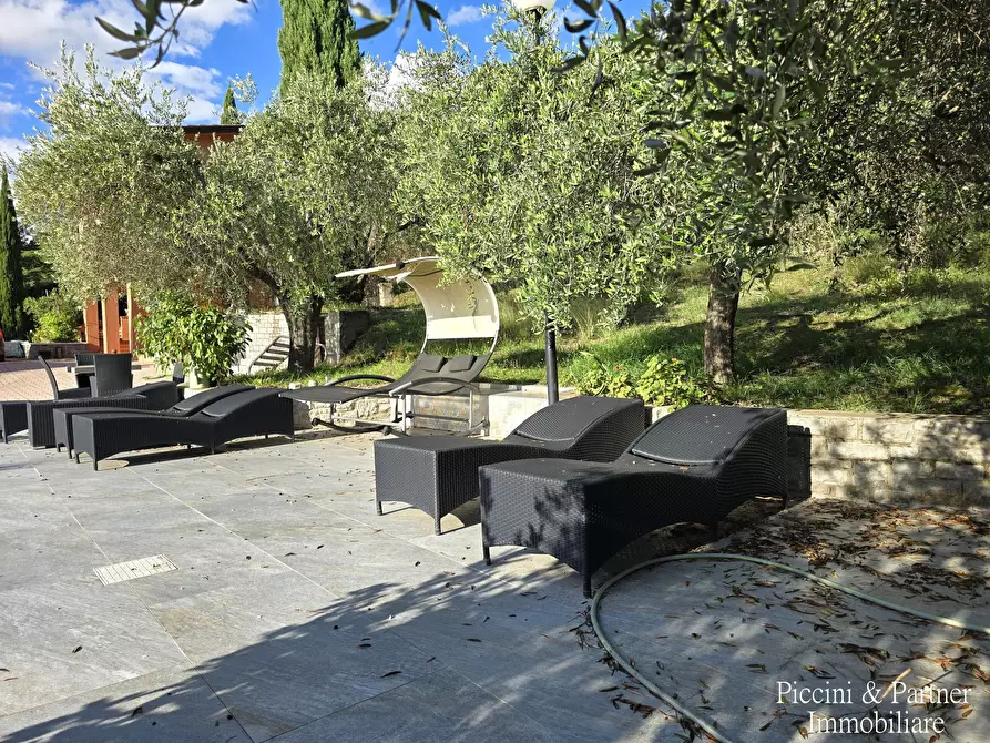 Immagine 83 di Villa in vendita  in Via dei Romani a Magione