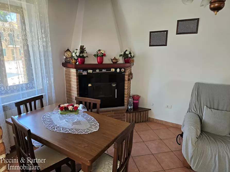 Immagine 39 di Terratetto in vendita  in Via Napoli a Castiglione Del Lago