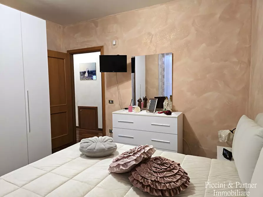 Immagine 36 di Villa in vendita  in C.a. Monsigliolo a Cortona