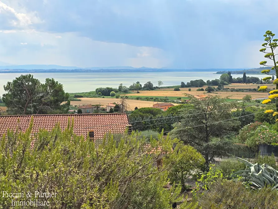 Immagine 35 di Villa in vendita  in Via Marzabotto 11 a Magione