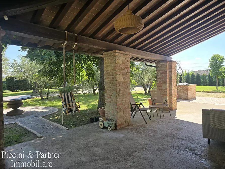 Immagine 76 di Villa in vendita  in Località Castagni 2 a Castiglione Del Lago