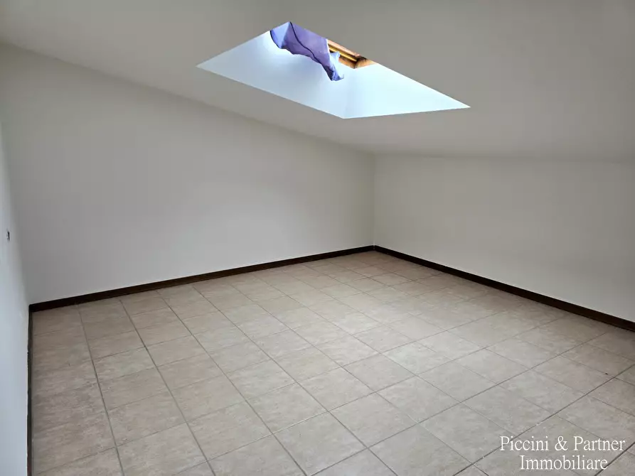 Immagine 40 di Quadrilocale in vendita  in Via dello Zucchero 24 a Perugia