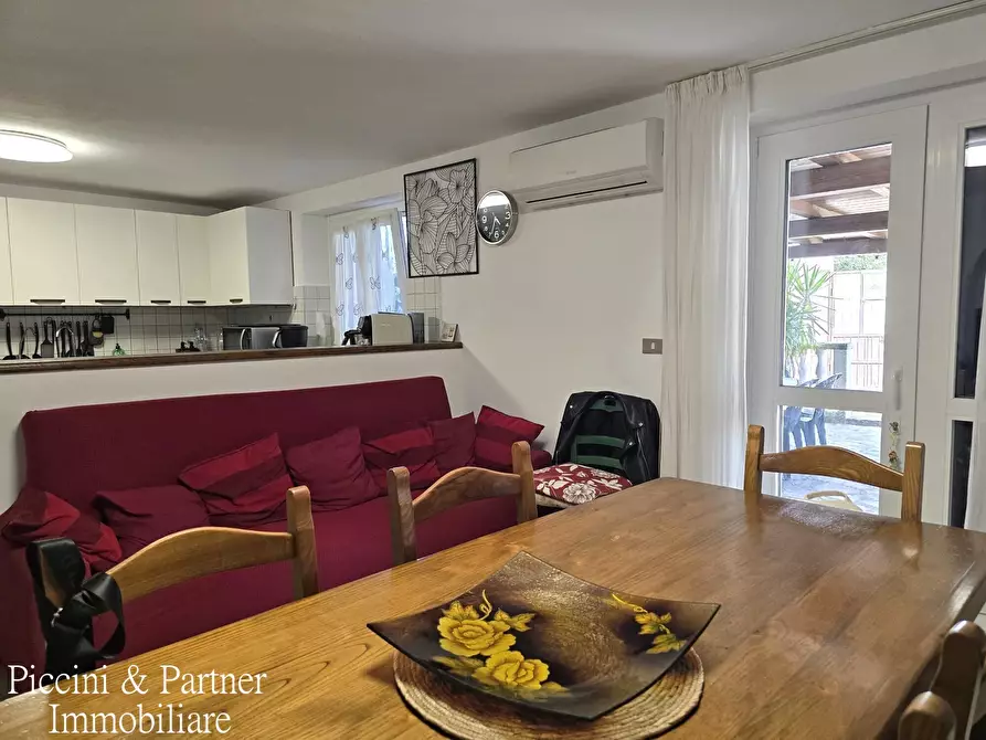 Immagine 10 di Casa indipendente in vendita  in Località Mecucciami 14 a Castiglione Del Lago