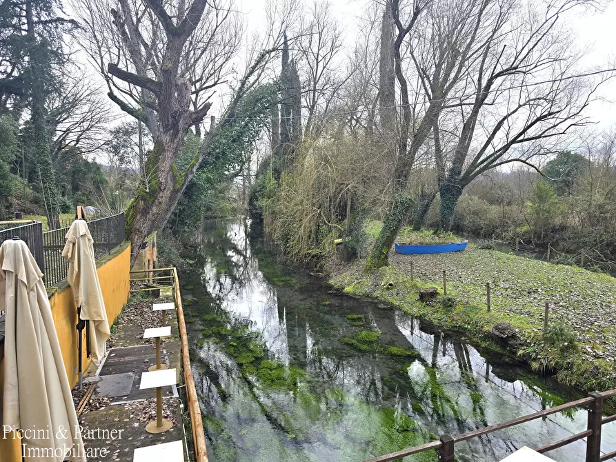 Immagine 9 di Albergo/B&B/Residence in vendita  in Via Chiesa Tonda a Trevi