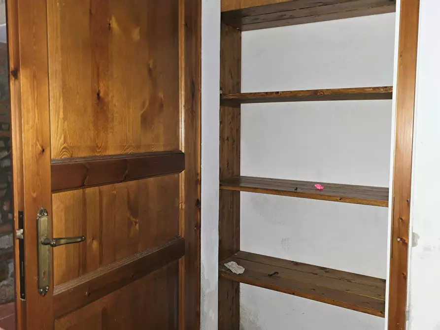 Immagine 31 di Porzione di casa in vendita  in Località Poggetto a Castiglione Del Lago