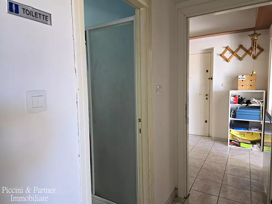 Immagine 34 di Pentalocale in vendita  in Via Beatrice 38 a Perugia