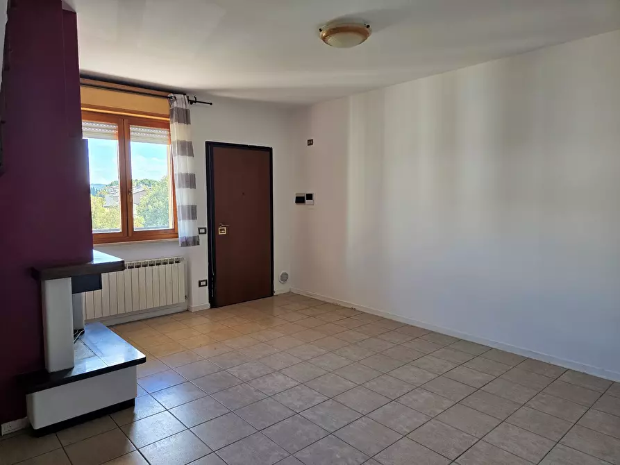 Immagine 14 di Quadrilocale in vendita  in Strada del Giglio a Perugia