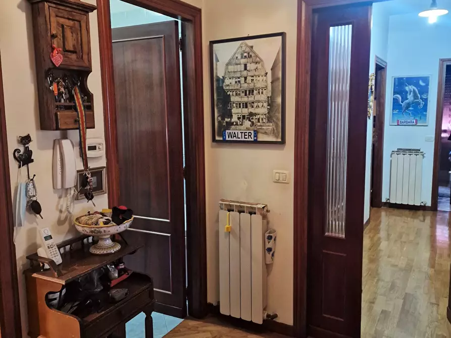 Immagine 5 di Pentalocale in vendita  in Via Giacomo Puccini 84 a Perugia