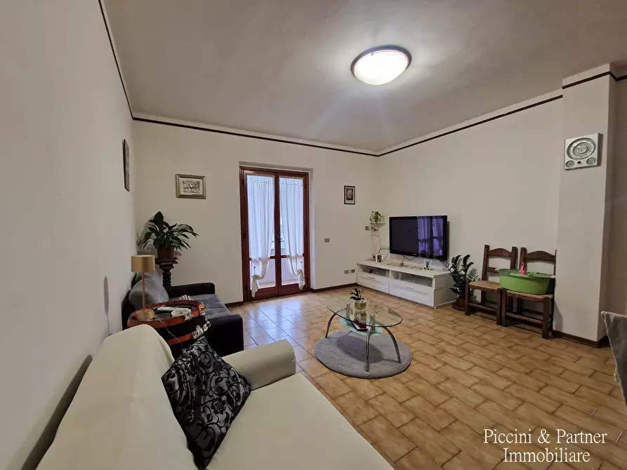 Immagine 18 di Casa bifamiliare in vendita  in Viale Ranchi 2 a Umbertide