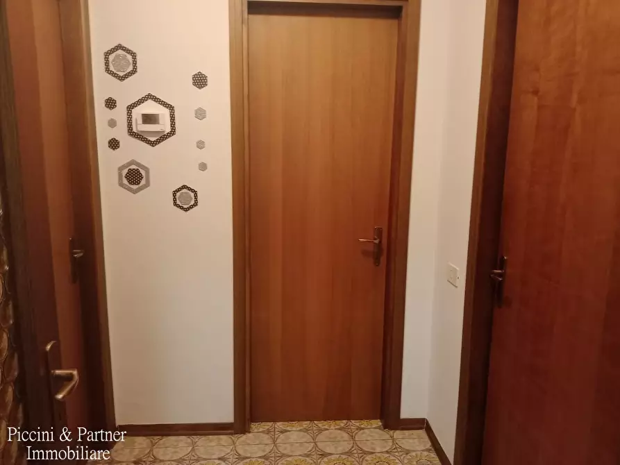 Immagine 25 di Quadrilocale in vendita  in Via Montecatini a Massa