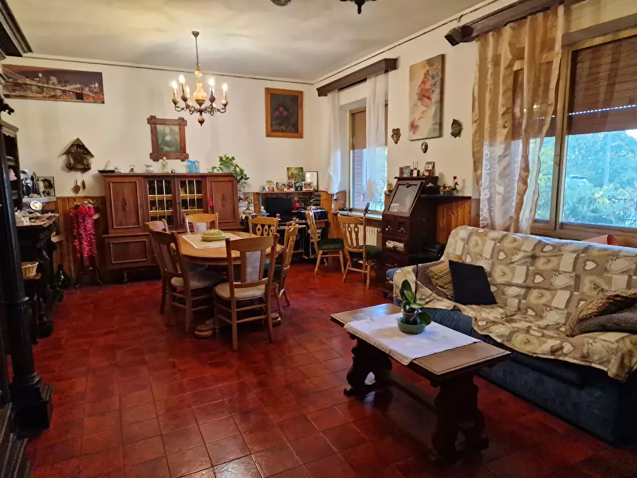 Immagine 10 di Pentalocale in vendita  in Località Gosparini a Tuoro Sul Trasimeno