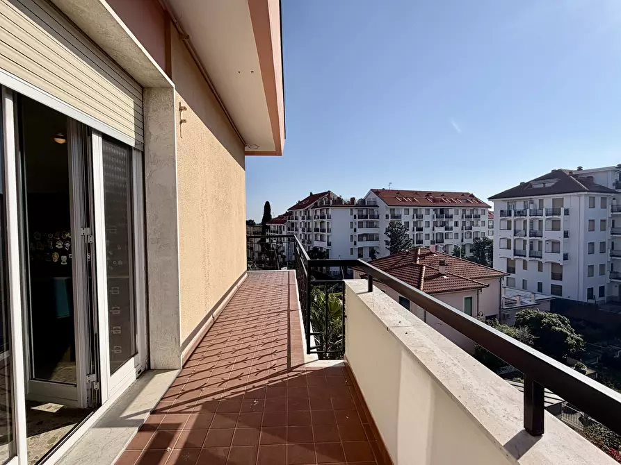 Immagine 6 di Bilocale in vendita  in Via Alessandro Manzoni a San Bartolomeo Al Mare