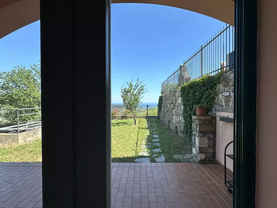 Immagine 18 di Trilocale in vendita  in Borgata Ascheri 15 a Diano Arentino